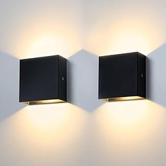 Luces Exteriores de Pared LED y Halógenas: ¿Cuál Elegir?